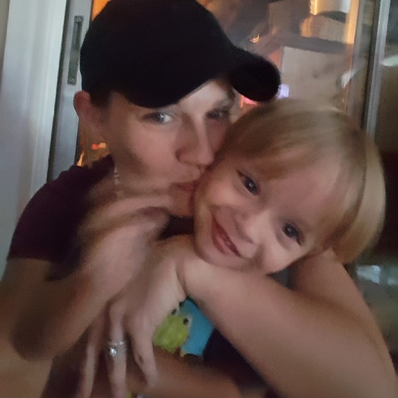 Meet your posher - Picture 4 of 8